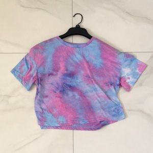 Tie-dye crop top